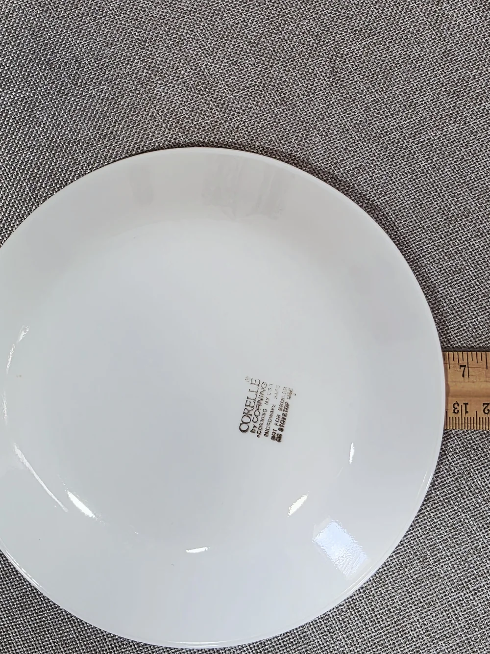Corelle White Dinner Plates with Gold Floral Border